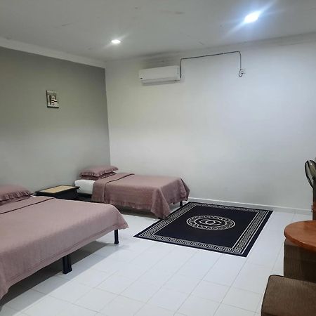 Banat Village Stay Arau Esterno foto